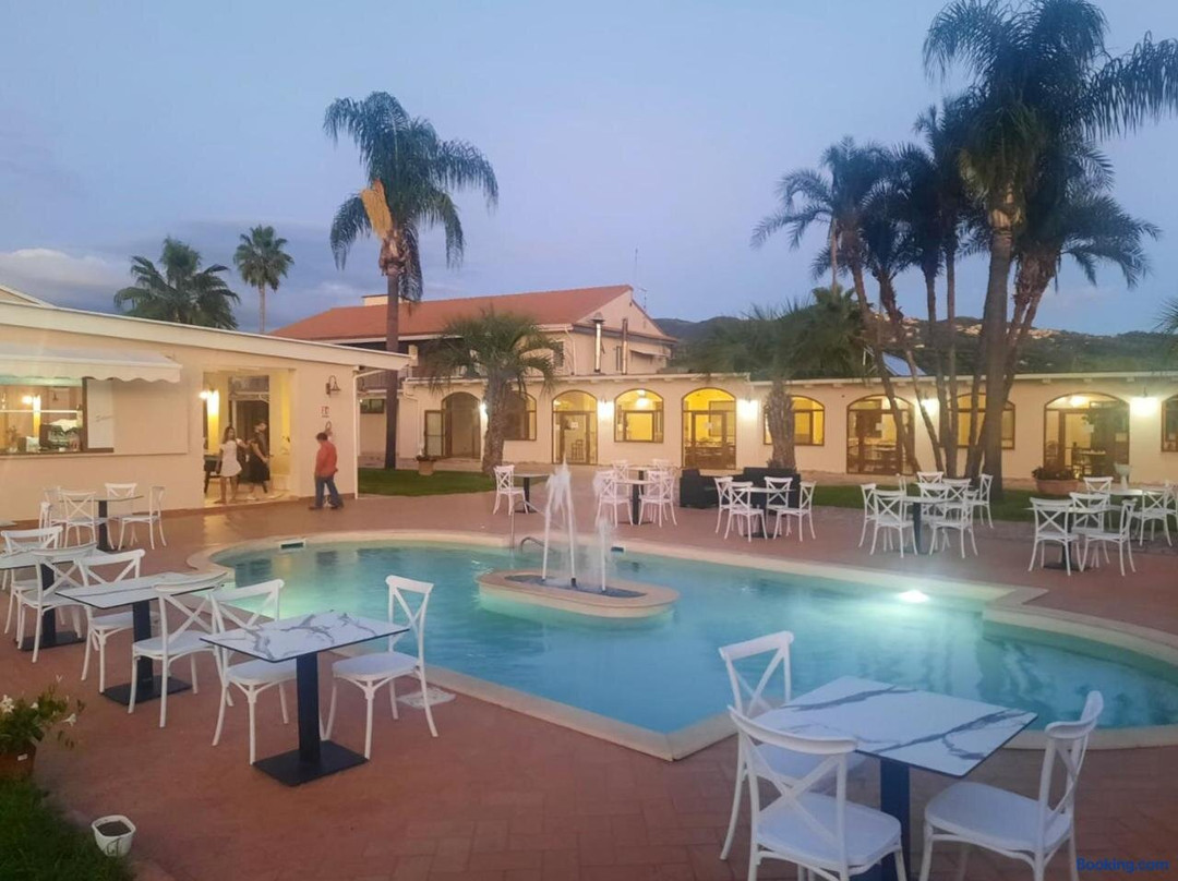 Solone Beach Resort