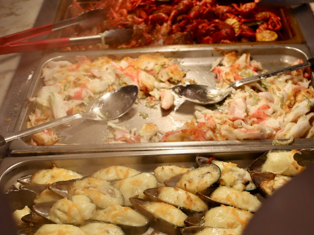 Red Apple Buffet ; Lawton , Oklahoma