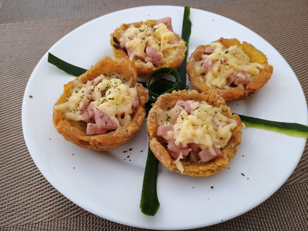 Guarapeando Restaurant Cuban