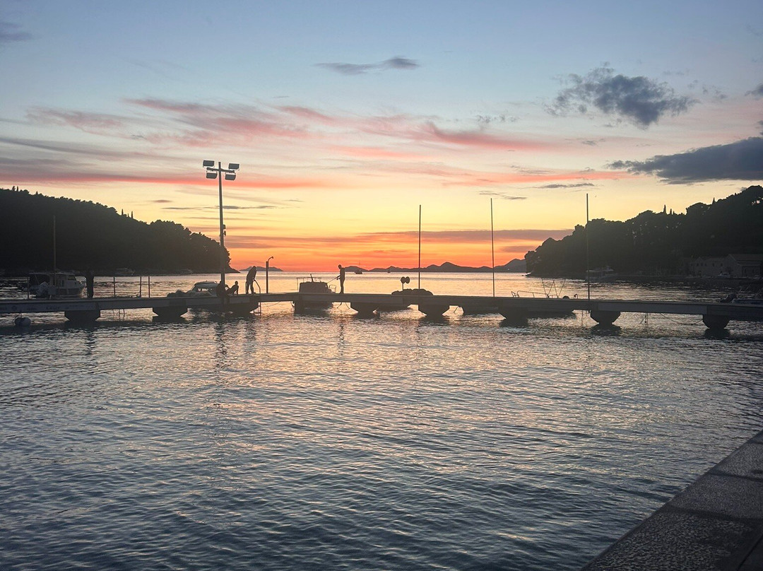 Cavtat Seaside Promenade-察夫塔特必去景点