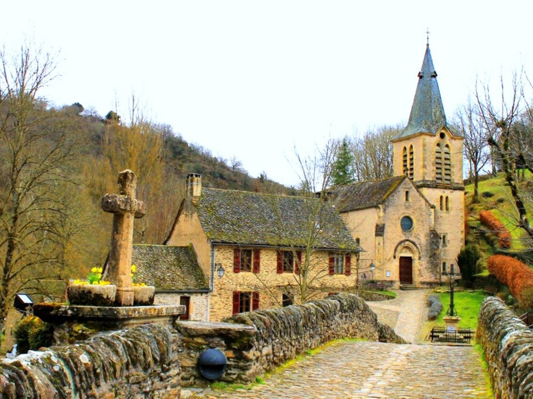 Belcastel village médiéval