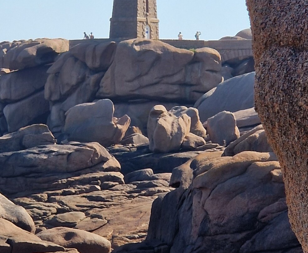 Ploumanac'h LIghthouse-Ploumanac'h必去景点