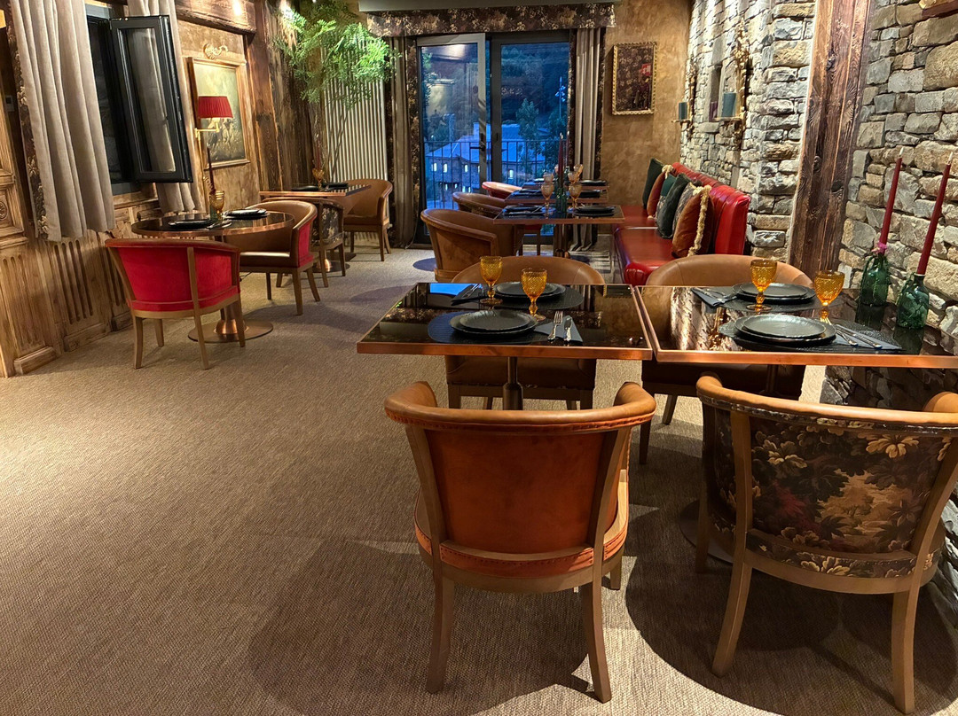 Hotel Valle De Pineta主图