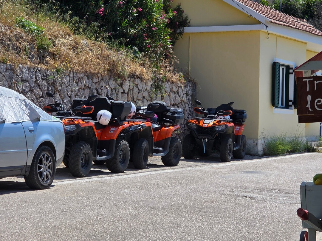 Makis Car Quad & Scooter Rental , Skala Kefalonia-Skala必去景点