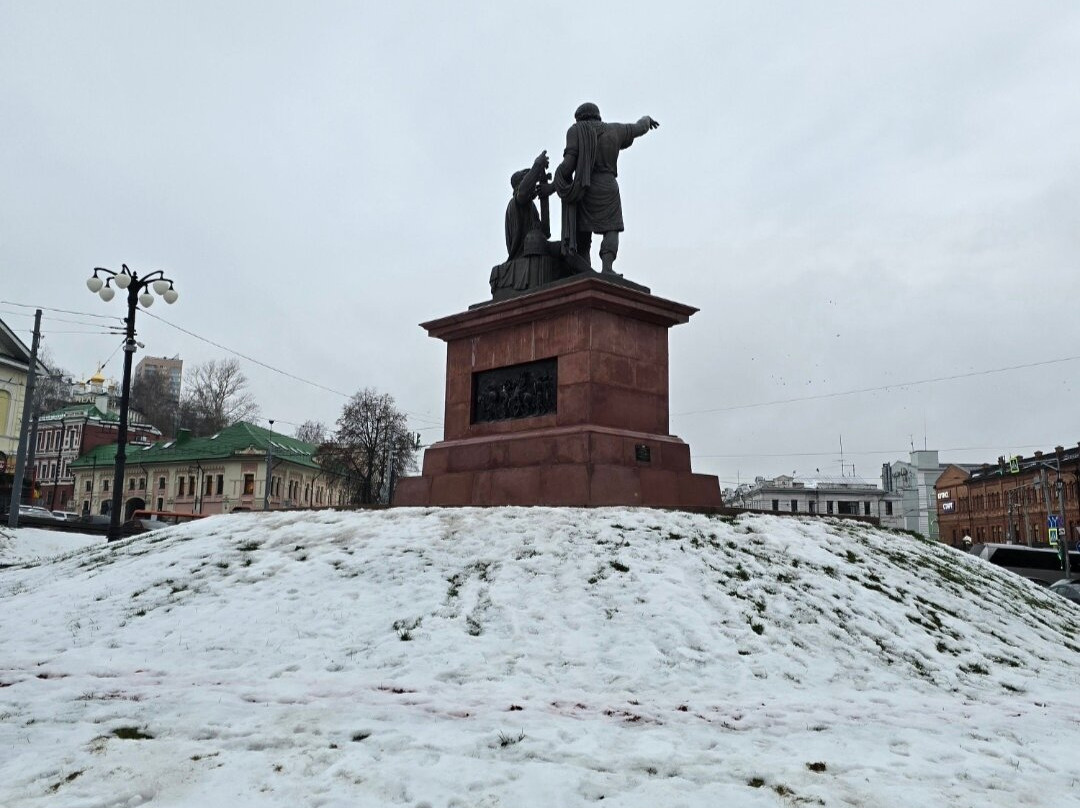 Monument to Minin and Pozharsky-下诺夫哥罗德必去景点