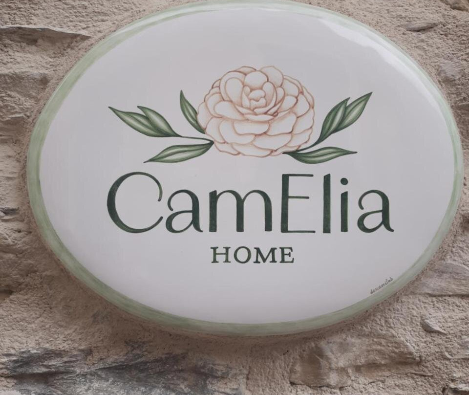 CamElia