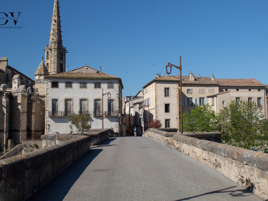 Office de Tourisme du Limouxin - antenne de Limoux-利穆必去景点
