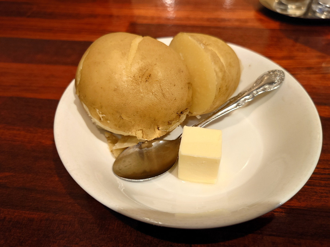 ボンディ 神保町本店