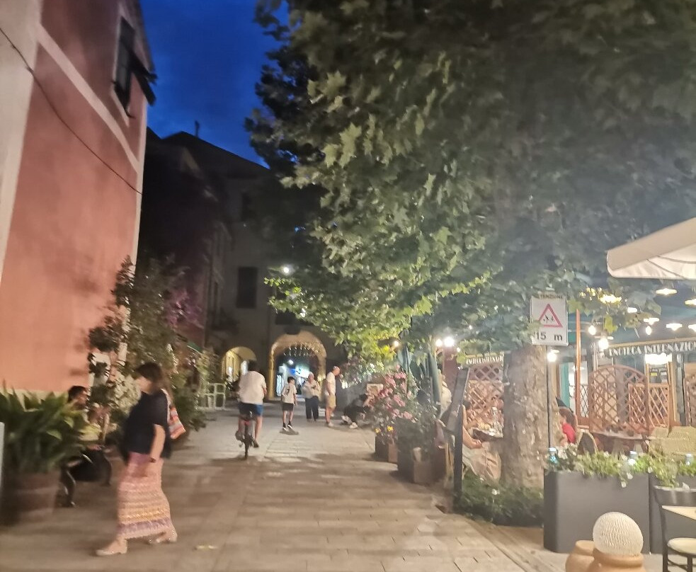 玛瑞娜酒店主图