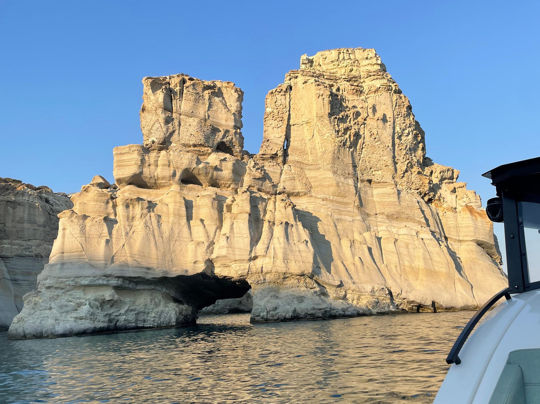 Aquatta Yachts-Adamas必去景点