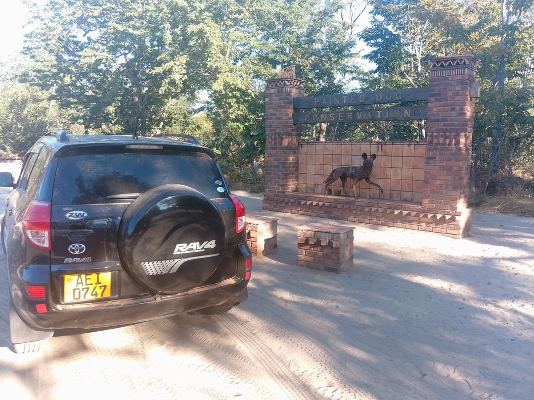 Victoria Falls Handy Taxis and Transfers-维多利亚瀑布必去景点
