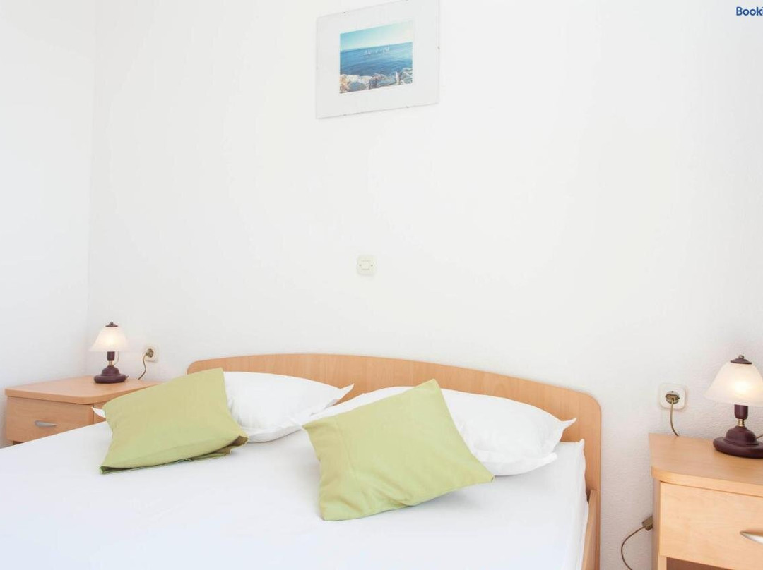 APARTMANI F&M