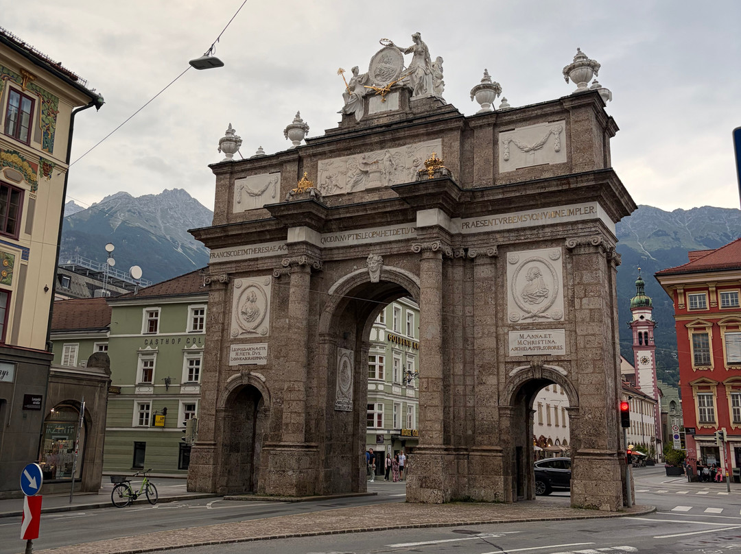 Triumphal Arch (Triumphpforte)-茵斯布鲁克必去景点