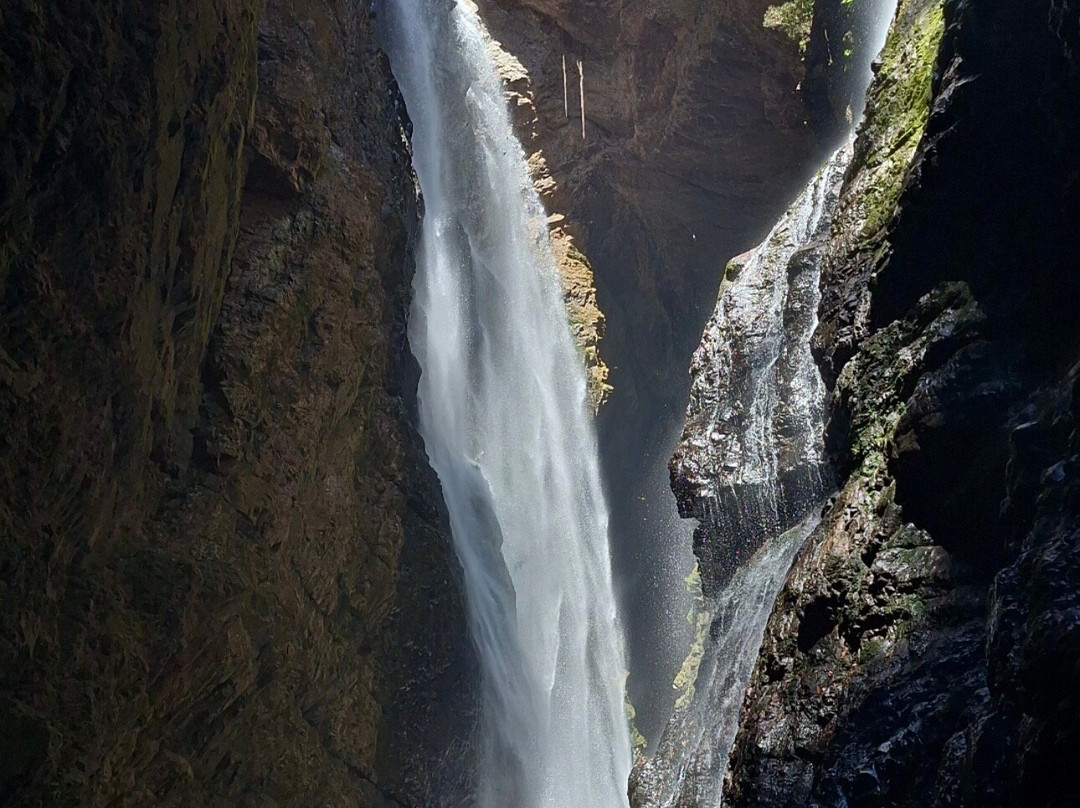 Cachoeira do Dragão-上帕拉伊苏迪戈亚斯必去景点