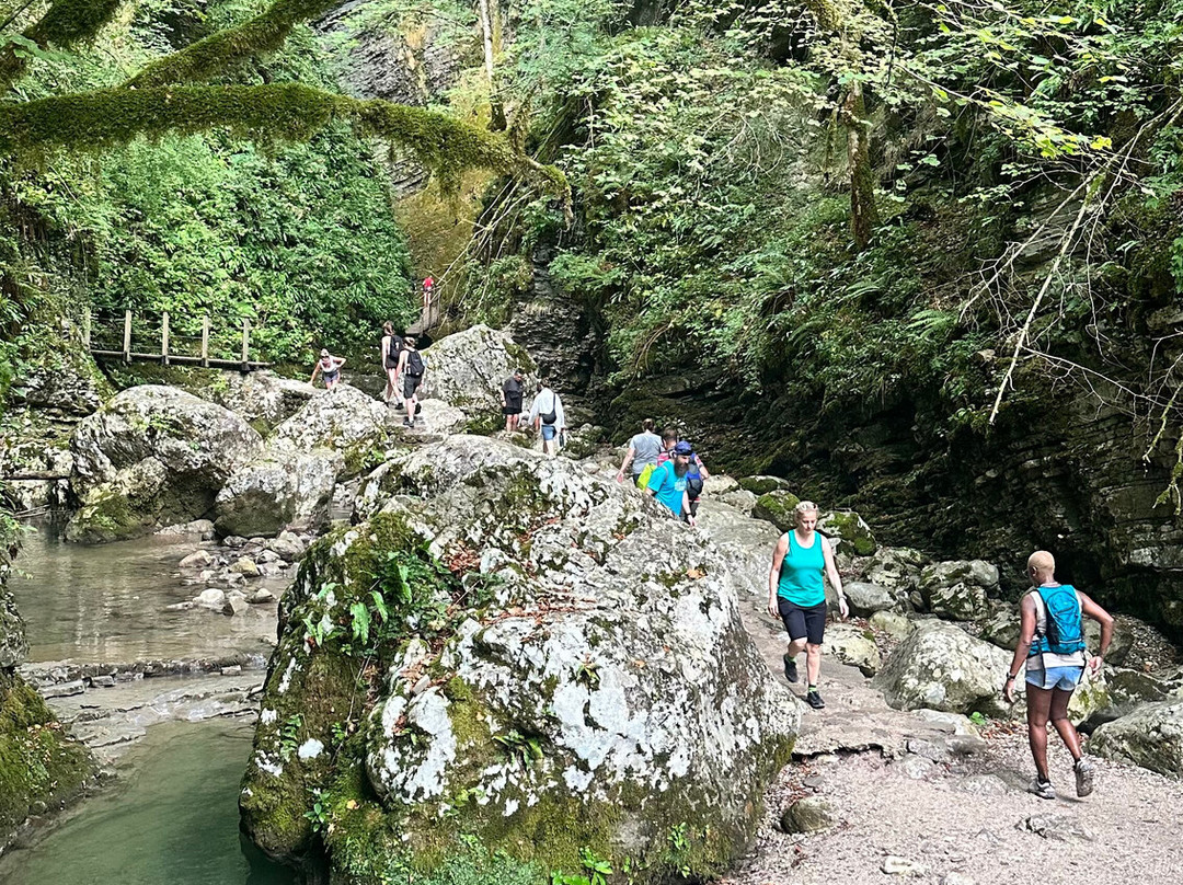 Kozjak Waterfalls-Kobarid必去景点