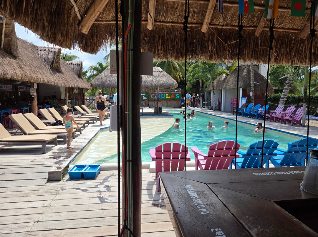 Chula's Beach Club