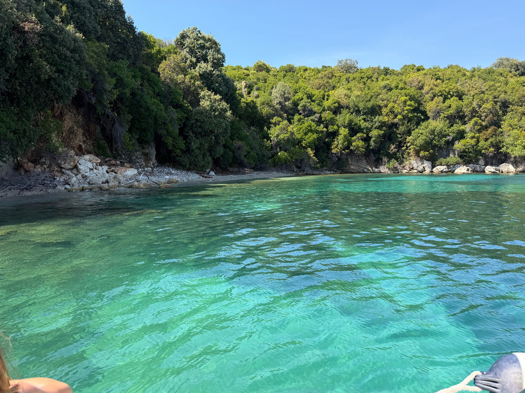 Sotiris Boat Hire-Agios Stefanos必去景点