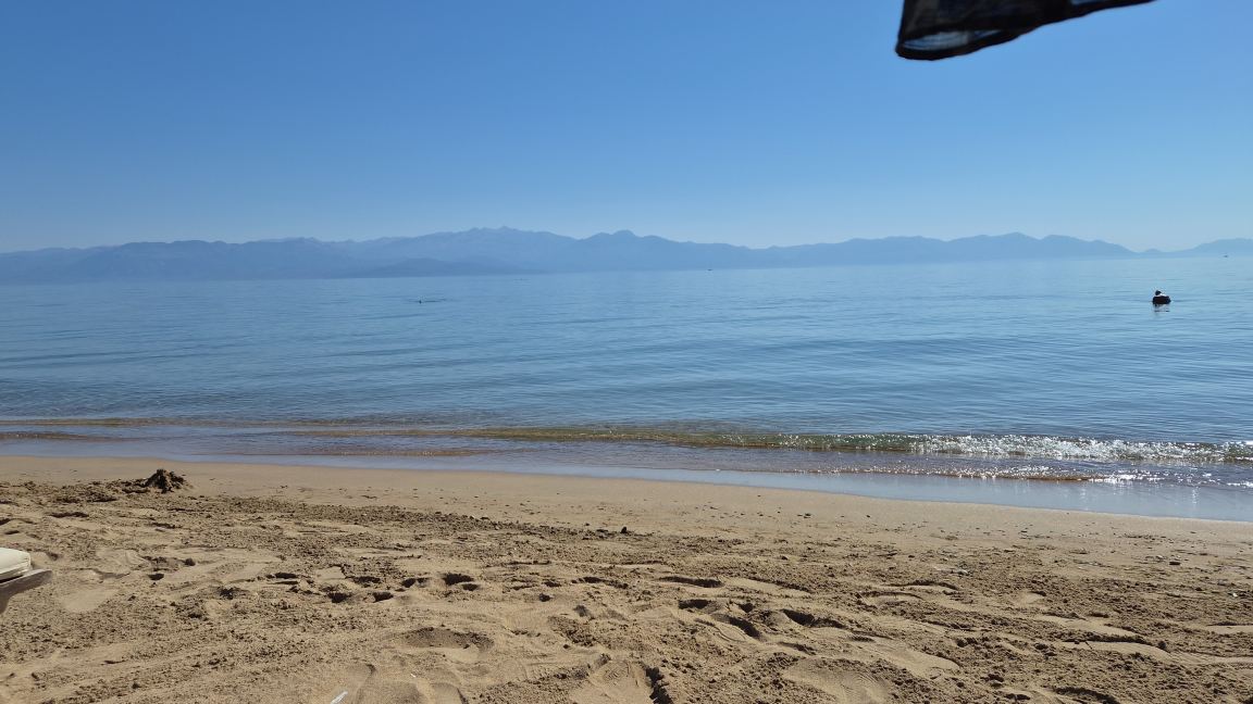 科洛奈兹海滩酒店-旅行者