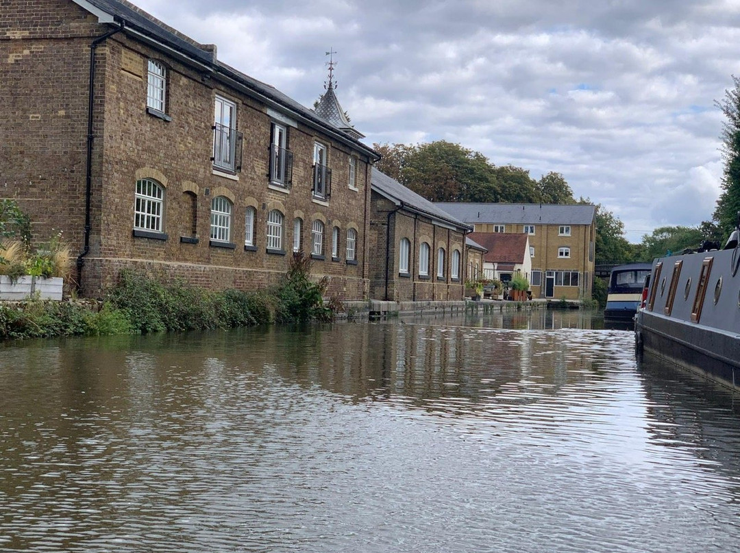 Narrowboat Day Hire-Tring必去景点