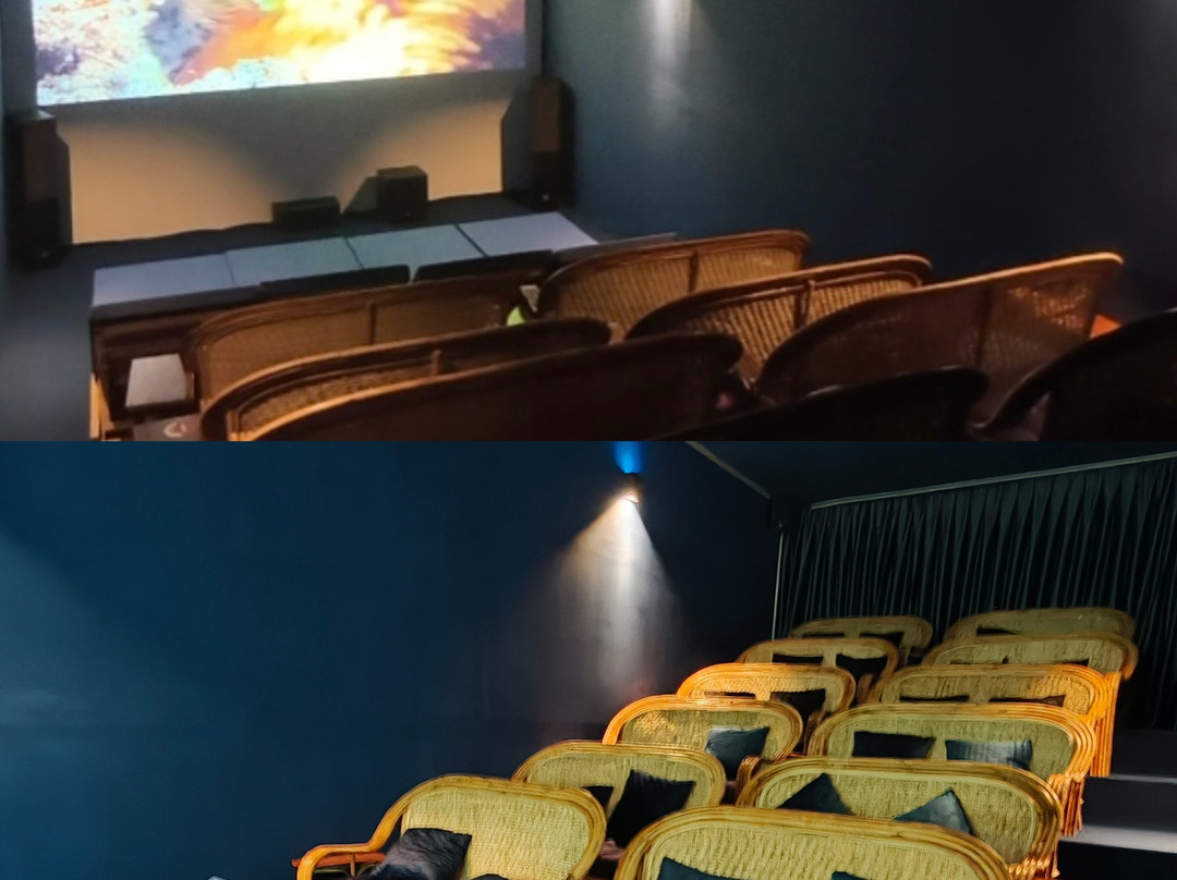 The Flicks Community Movie Theater-金边必去景点