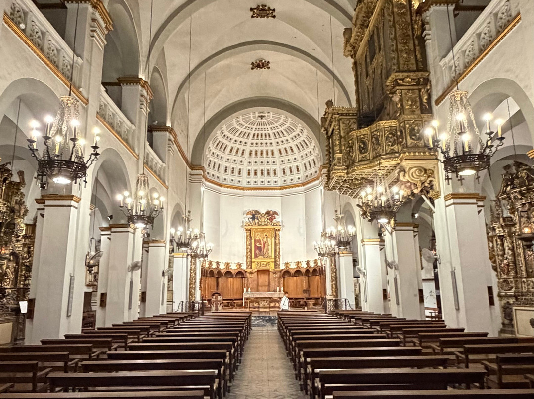 Church of Sant Bartomeu & Santa Tecla-锡切斯必去景点