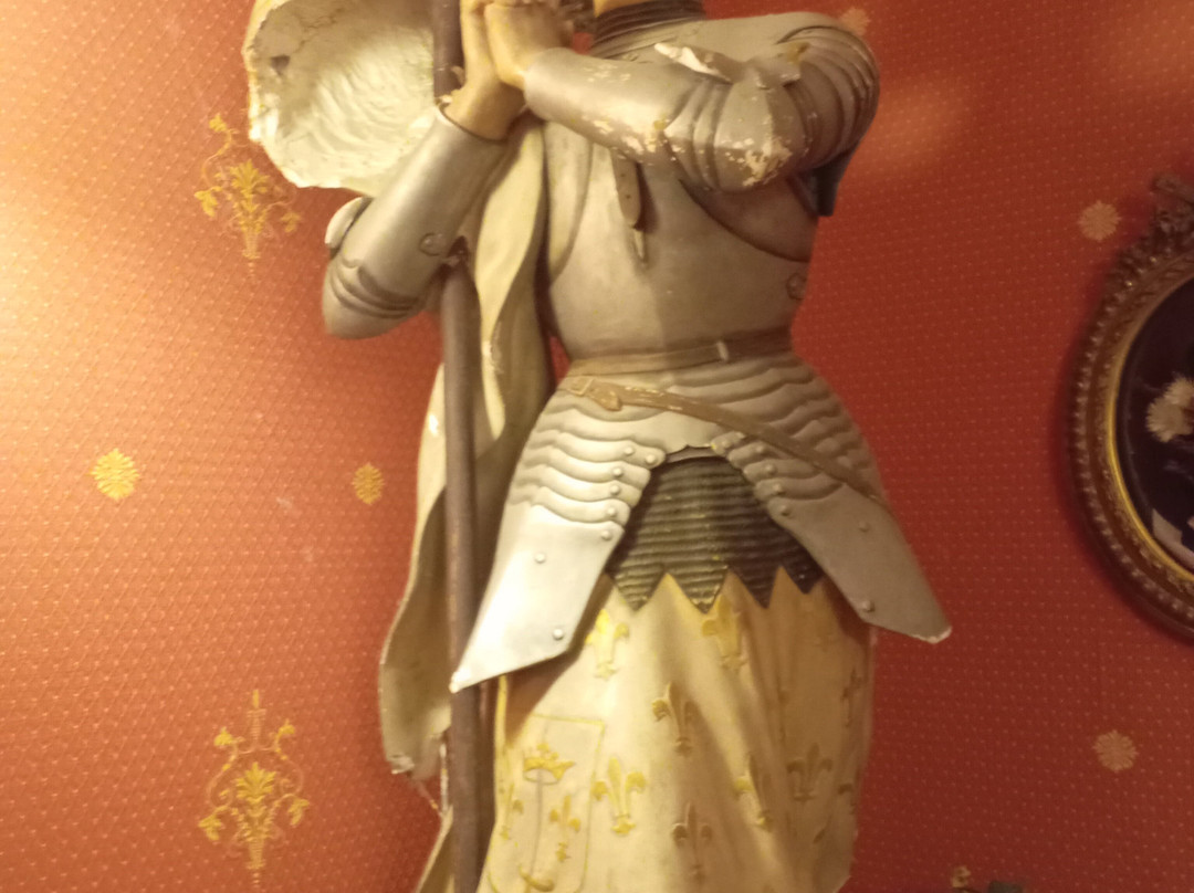Chateau de Labessiere主图