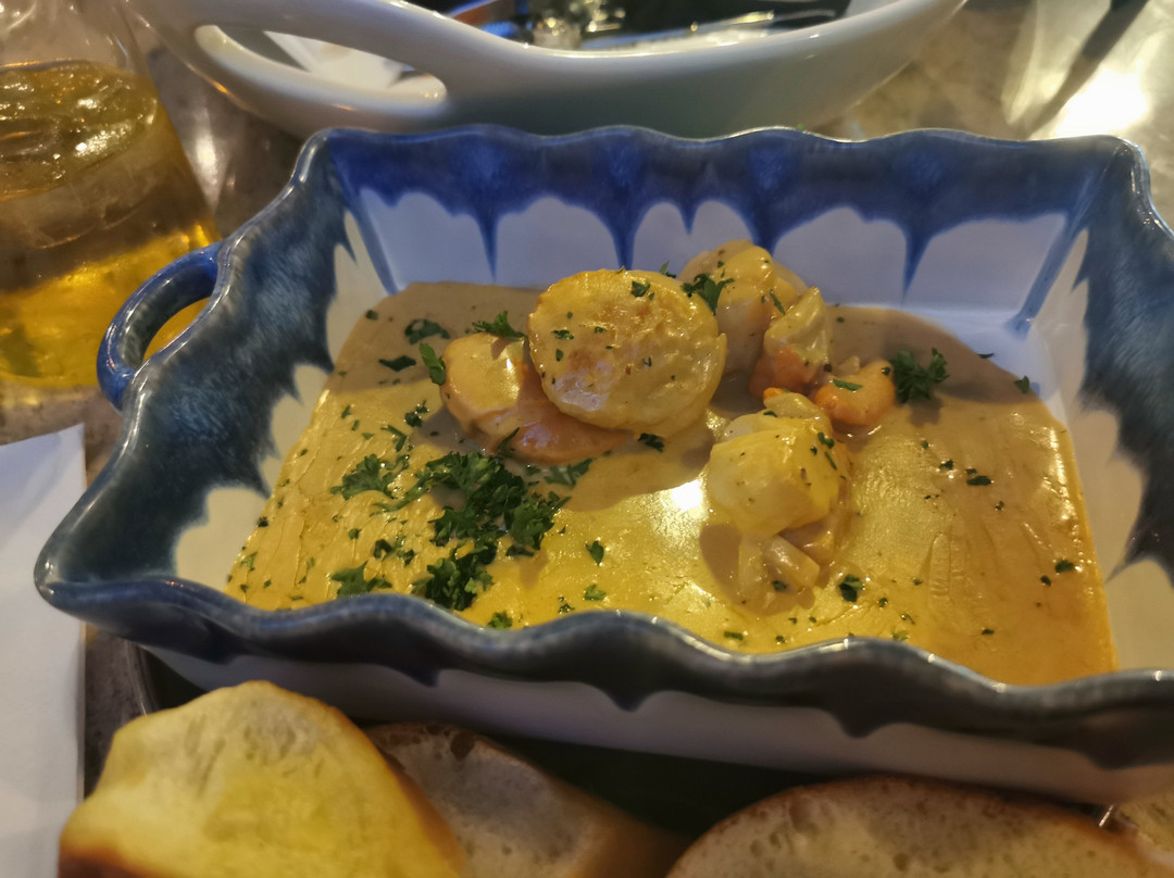 Cece's Restaurant & Bar