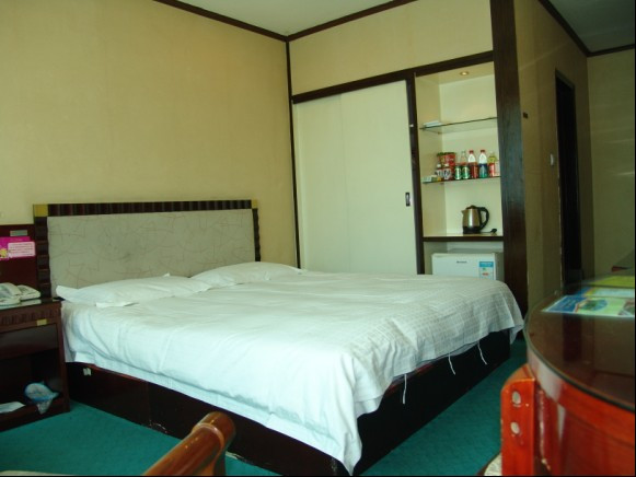 大石桥艾居金洋连锁酒店振兴中路店