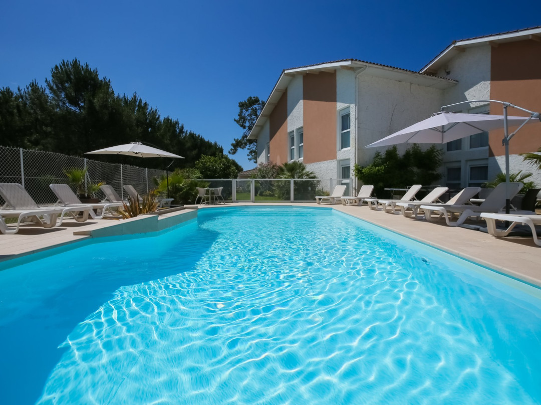 Hôtel Logis la Forestière主图