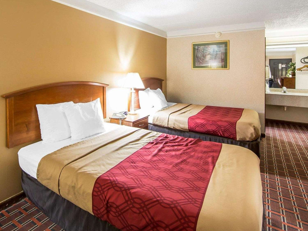 Econo Lodge North主图