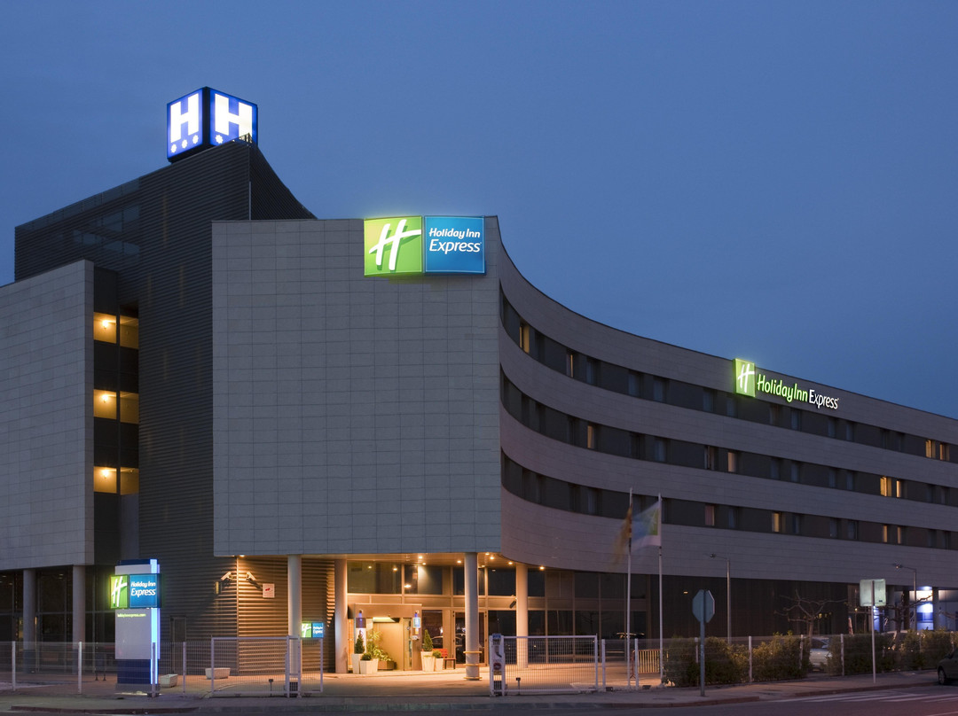 莫林斯德雷快捷假日酒店主图