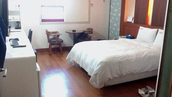 Hotel Cherbourg-客卧