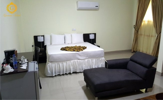 Ganaa Hotel