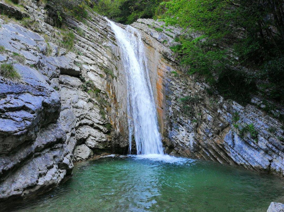Piovere Di Tignale, Cascate景点图片