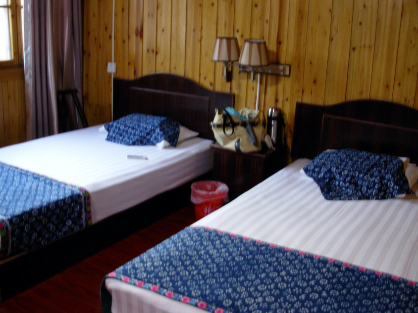 艾遇居（凤凰古城南华门店）-客卧