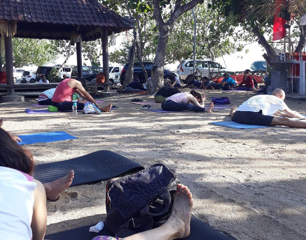 Karang Beach-沙努尔必去景点