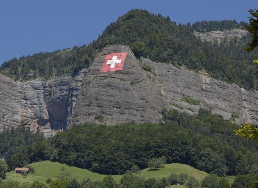 Schweizer Fahne Über Vitznau