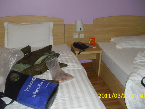 7天优品·长沙芙蓉广场地铁站家乐福店主图