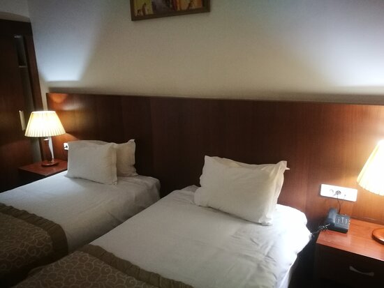 Hocine Hotel-官方