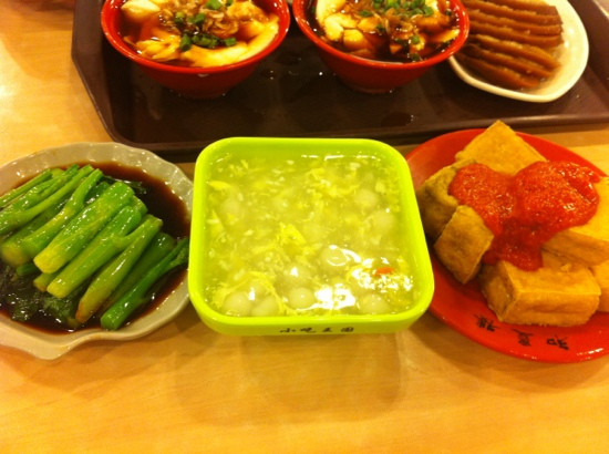 城隍庙小吃世界(平型关路店)主图