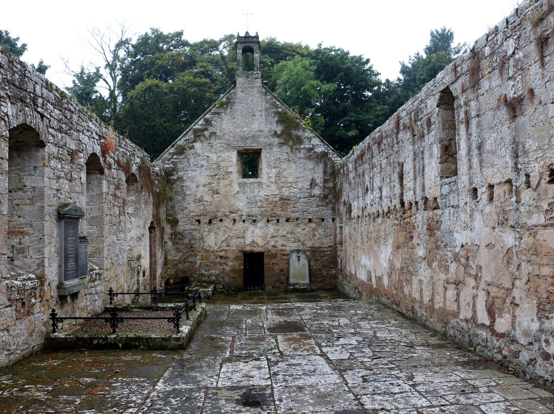 St. Peter's Kirk and Parish Cross-Duffus必去景点