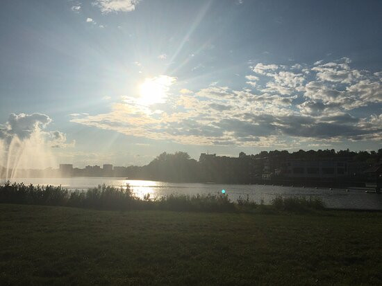 Lac des Nations-舍布鲁克必去景点