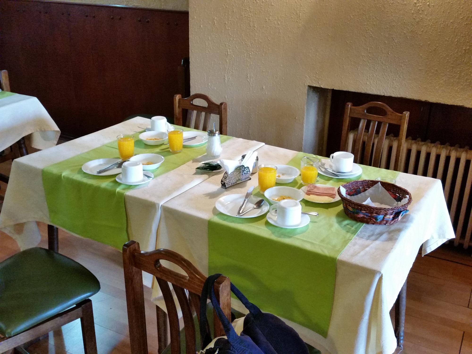 Hotel Bilbao-客卧