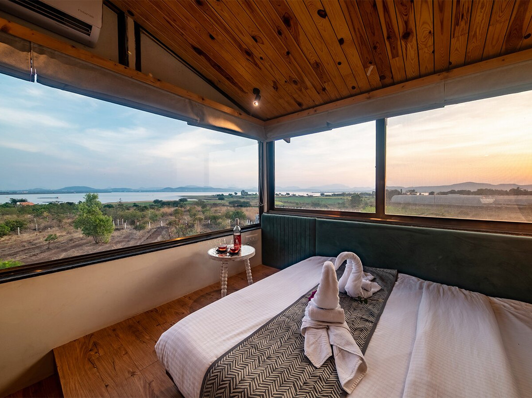 Gangavhare酒店住宿-Rivercrest Stays