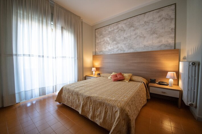 Hotel Venezuela主图