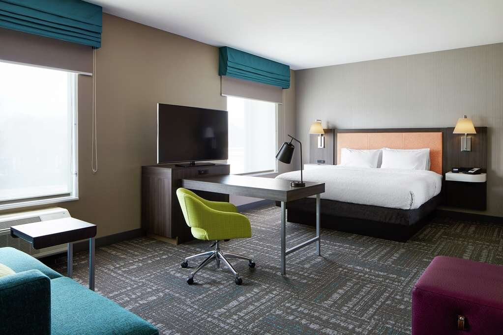 Hampton Inn & Suites Chicago/Waukegan主图
