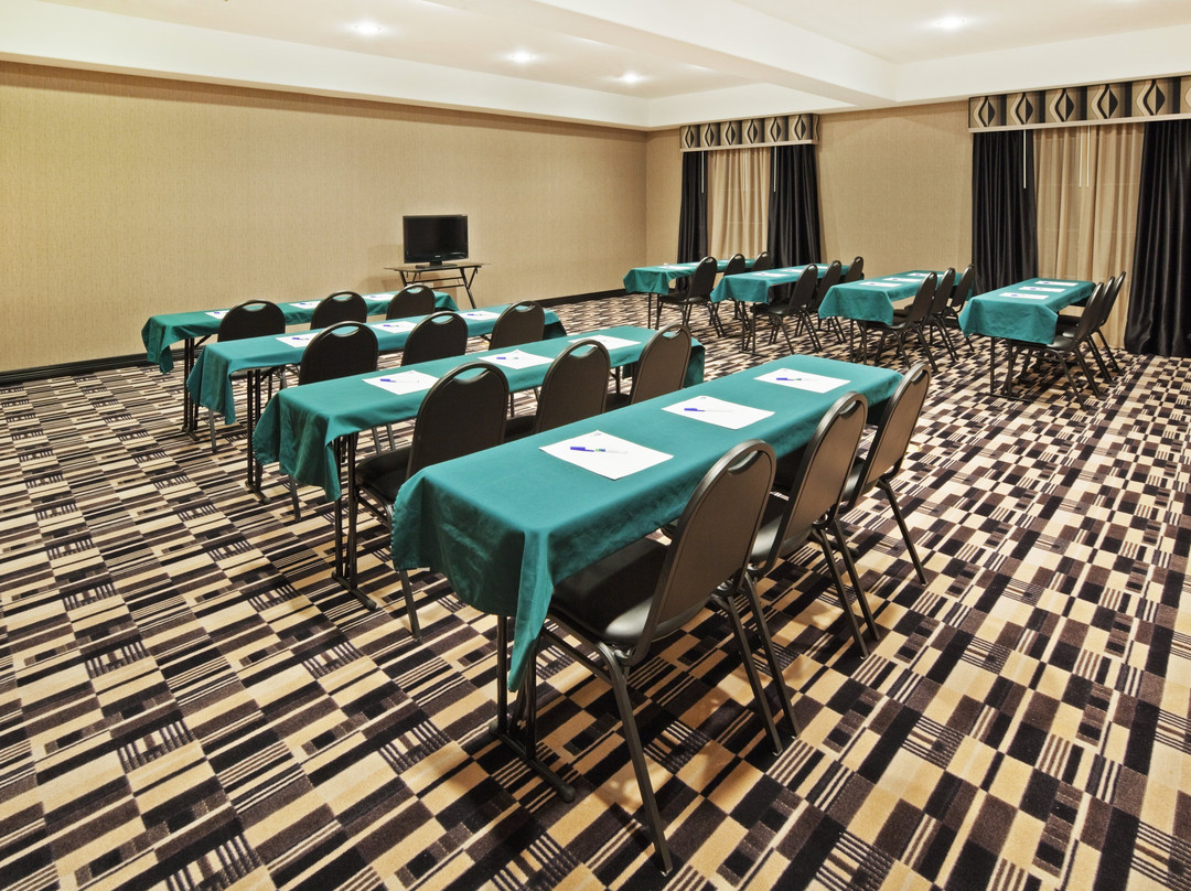 Holiday Inn Express & Suites Jacksonville by IHG主图