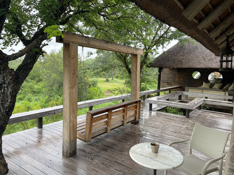 辛巴姆比里狩猎山林小屋主图