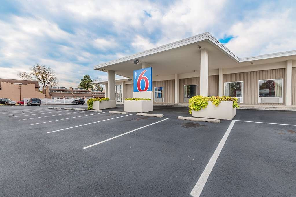 Motel 6 Winchester主图