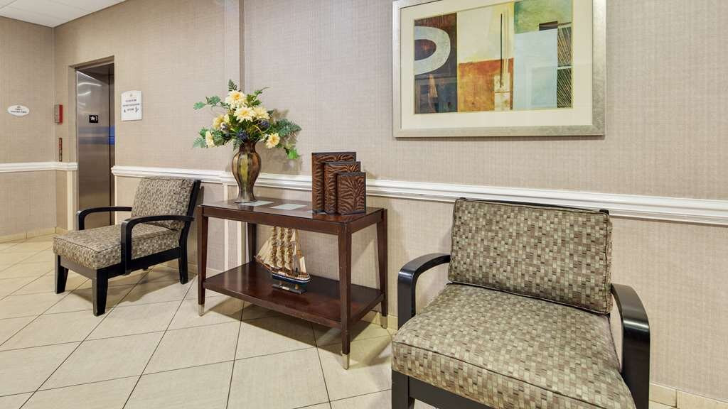 Best Western Plus Brunswick Inn & Suites主图